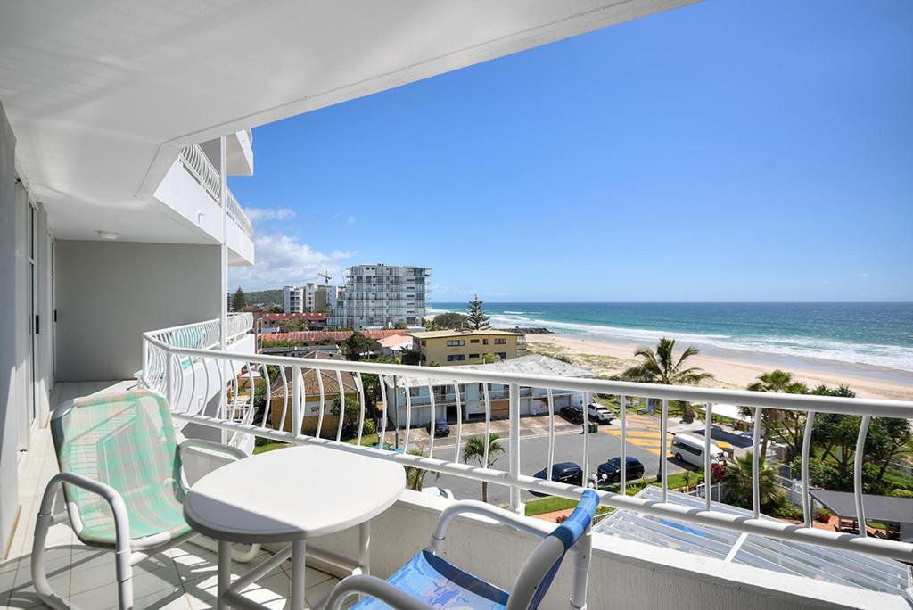 19Th Avenue On The Beach Gold Coast Exterior foto